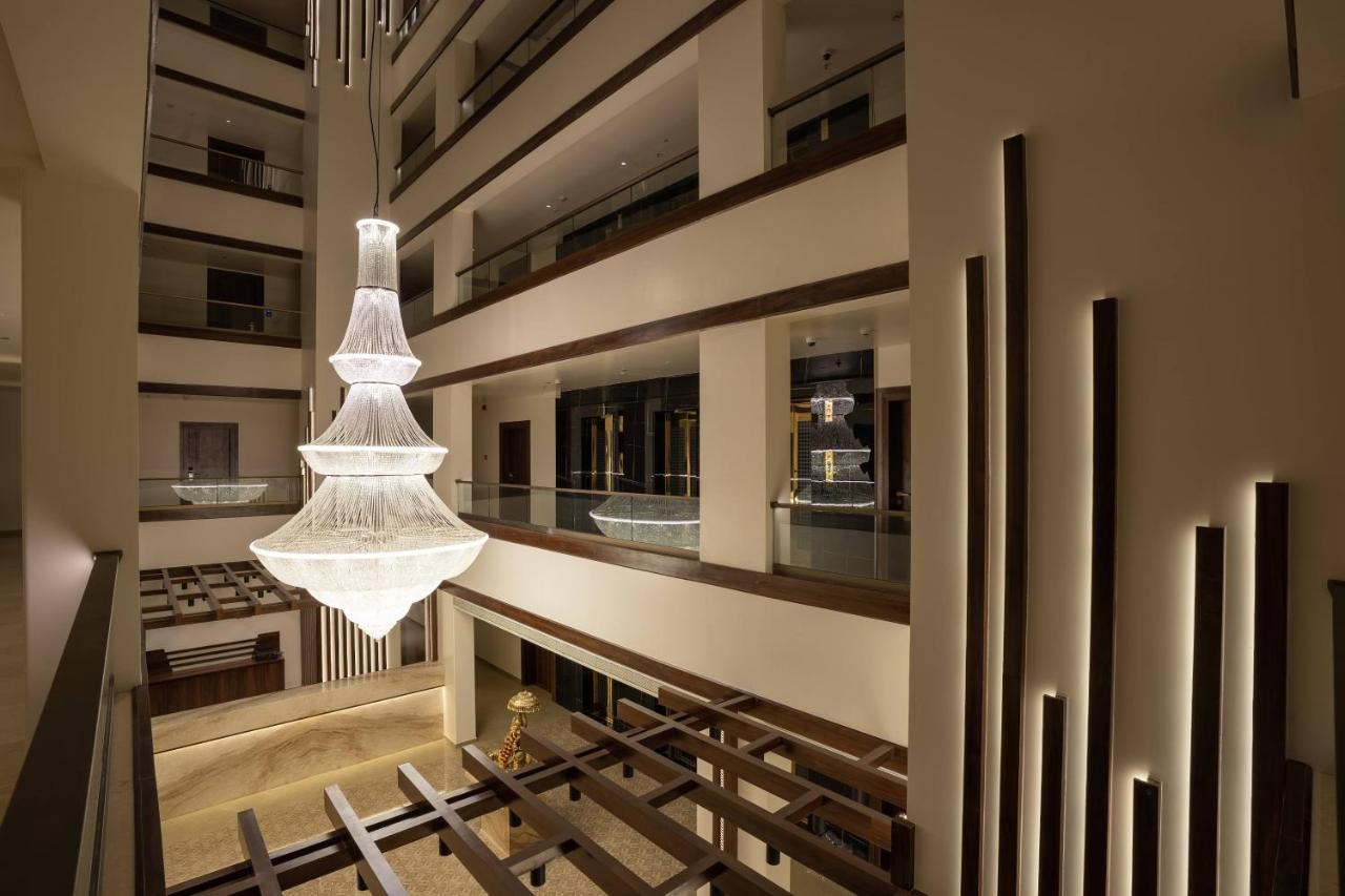 Mastiff Grand The Sia Palace Suites & Banquets, Khopoli, Near Imagica Εξωτερικό φωτογραφία