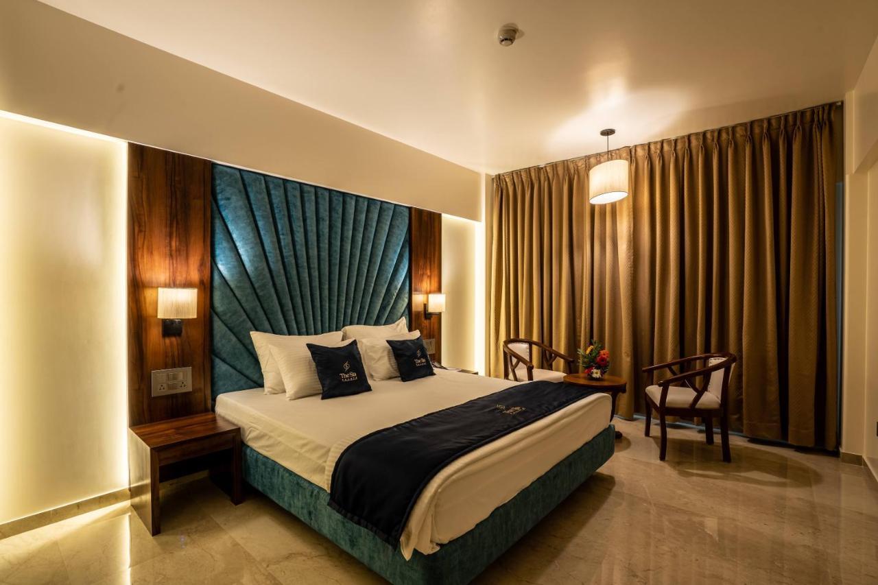 Mastiff Grand The Sia Palace Suites & Banquets, Khopoli, Near Imagica Εξωτερικό φωτογραφία