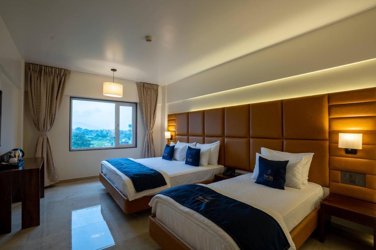 Mastiff Grand The Sia Palace Suites & Banquets, Khopoli, Near Imagica Εξωτερικό φωτογραφία